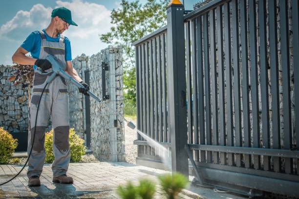 Animal Enclosure Cleaning in Bradfordville, FL